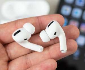   1.   Apple AirPods PRO Bluetooth 5.0  