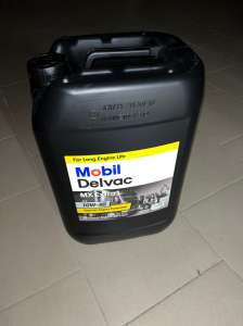   1.   Mobil Delvac MX Extra 10W40 20