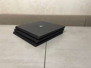   1.  Sony Playstation PS4 Pro